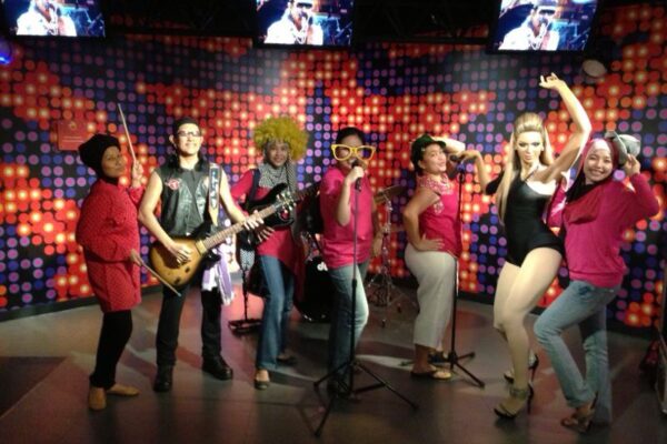 Keluarga Ibu-ibu Arisan Bintaro Jaya melalui Majalah KICAU - Bangkok Pattaya (2)